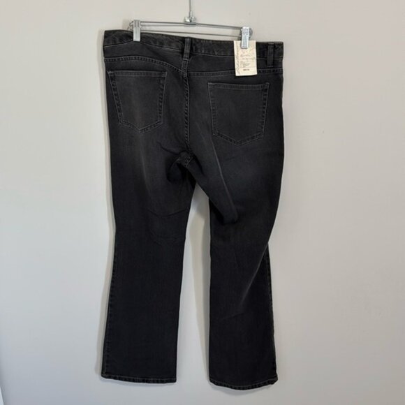 Eddie Bauer Classic Bootcut Charcoal Black Jeans Size 12 Length 32 BNWT - Picture 2 of 6